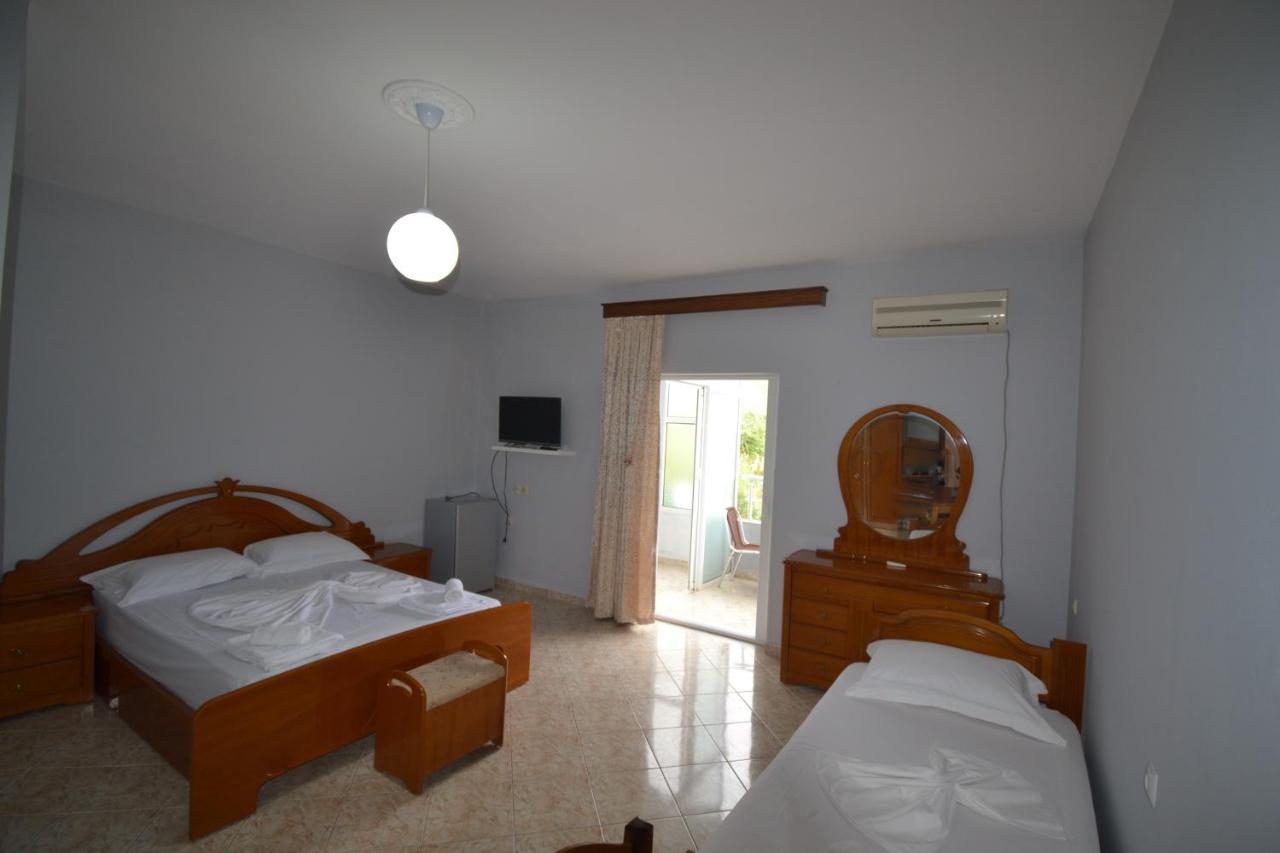 Villa Shqiponja Саранде Екстериор снимка